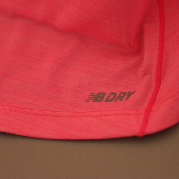 New Balance Pink Racer Back Tank Size Small NB Dry Reflective Run Athleisure - Picture 11 of 12